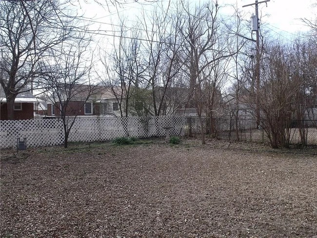 Building Photo - 2928 NW 35th St