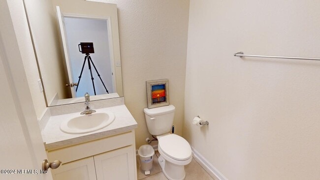 Building Photo - 86013 Club Car Pl