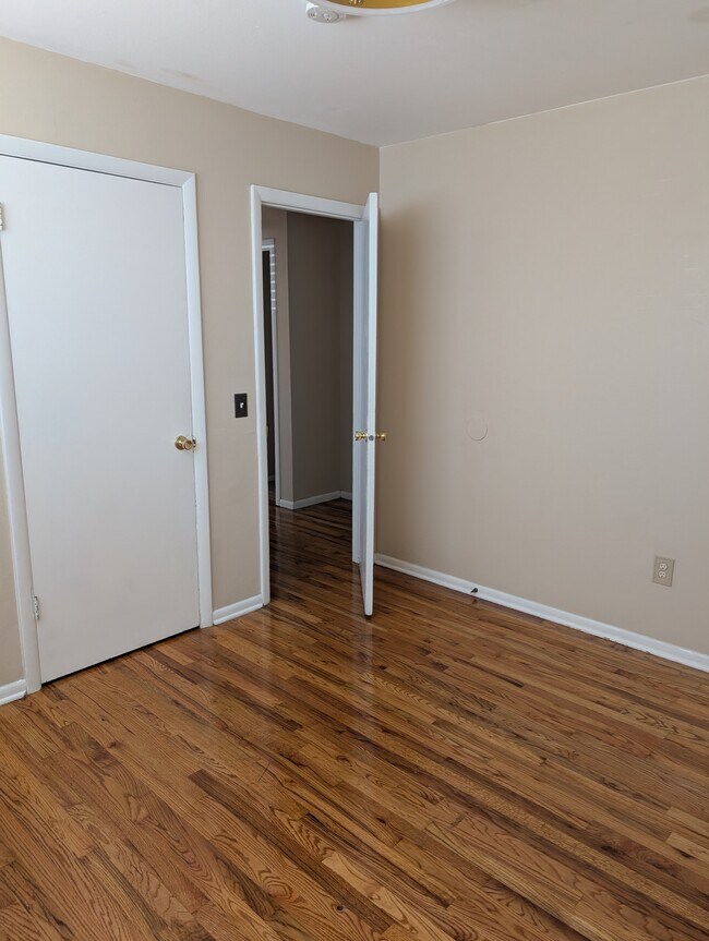 Medium bedroom upstairs - 1160 Clinton St