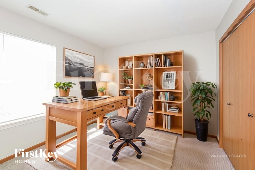 Building Photo - 6602 Hazelhatch Dr