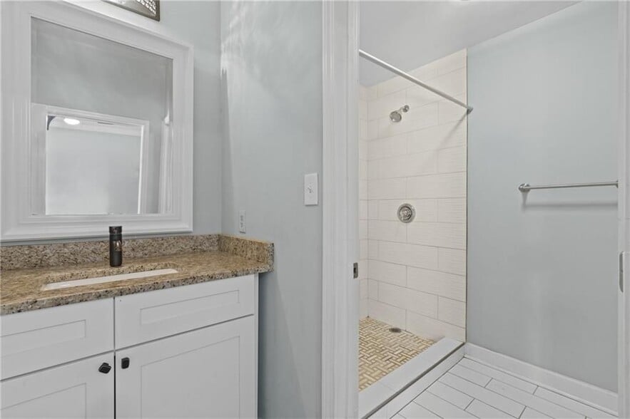 Building Photo - 2161 Peachtree Rd