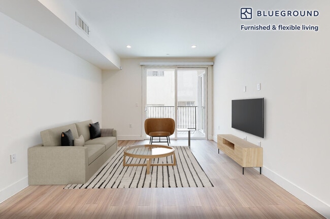 Building Photo - 1265 Barry Ave