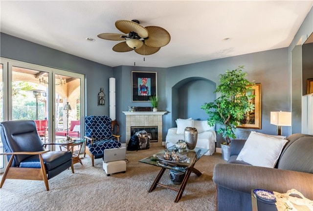 Building Photo - 6342 Paseo Descanso