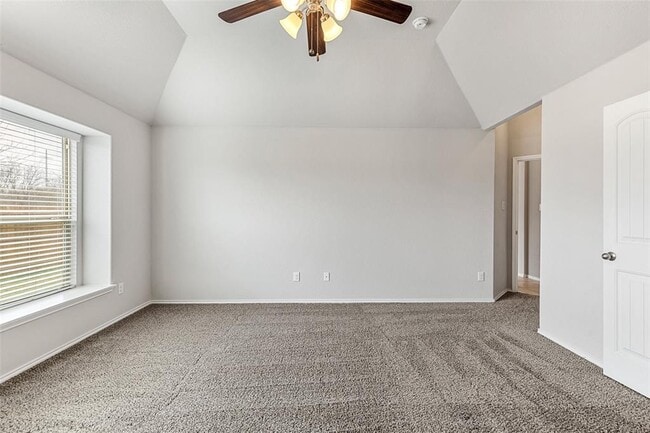 Building Photo - 6320 Red Cliff Dr