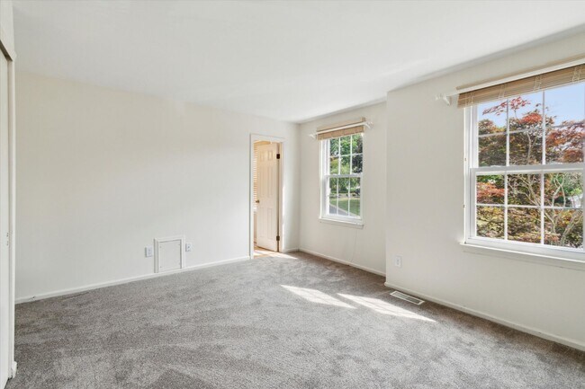 Building Photo - Single Family Home for Rent in Downingtown School District!