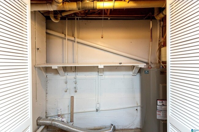 Building Photo - 3001 Sartain Dr