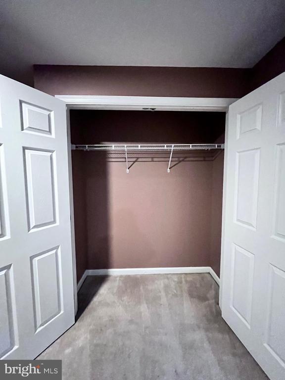 Building Photo - 2847 Linden Knoll Ct