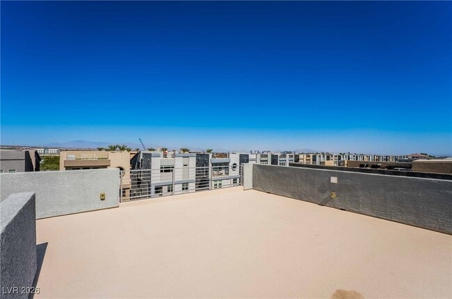 Building Photo - 8115 Carpenter Creek Ave