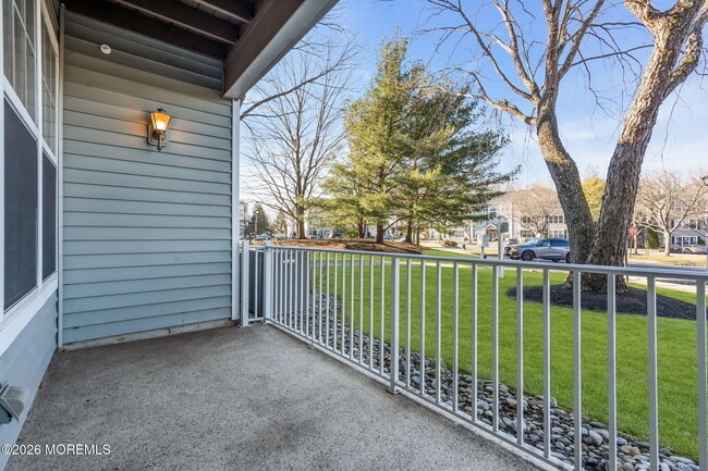 Building Photo - 301 St Andrews Pl