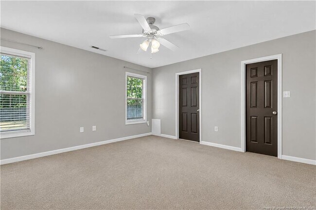 Building Photo - 278 Oakmont Dr
