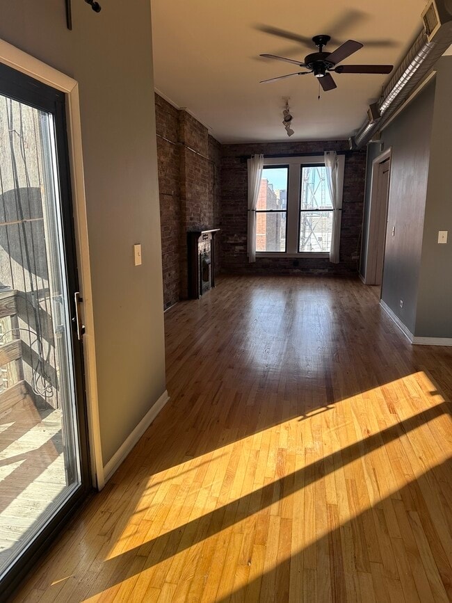 Building Photo - 1215 W Grand Ave