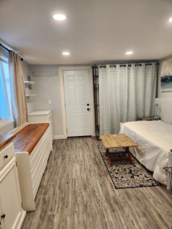 Building Photo - 1321 Myra Ct