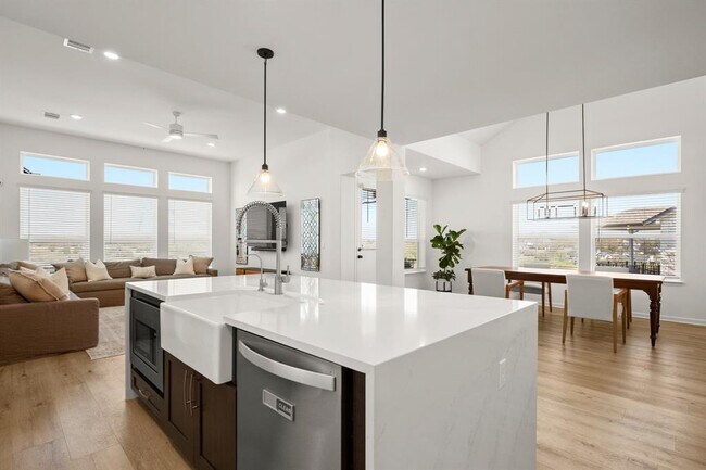 Building Photo - 16718 Lilo Dr