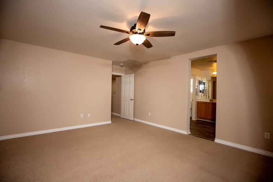 Building Photo - 5249 Brazelton St