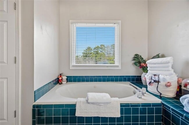 Building Photo - 3644 Springwell Ct