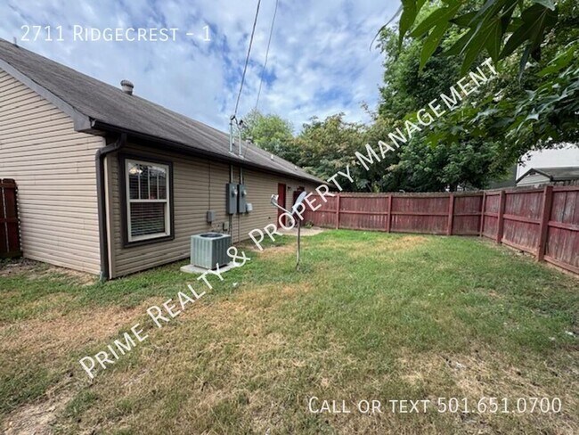 Building Photo - 2711 Ridgecrest-1