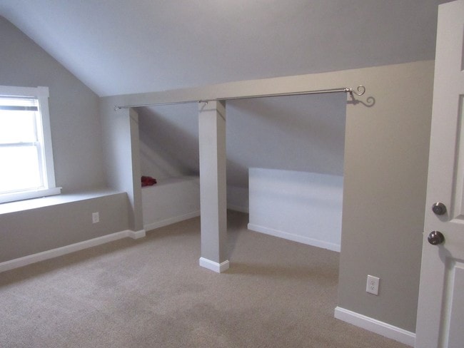 Building Photo - 172 Oakland Ave