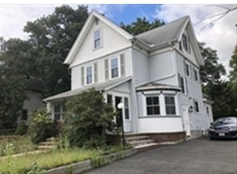Primary Photo - 153 Walnut St
