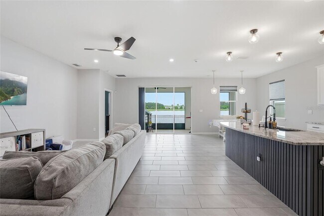 Building Photo - 3228 Living Coral Dr