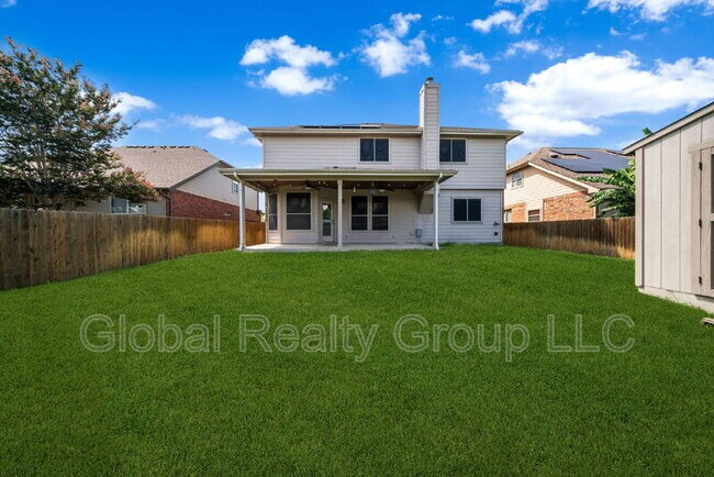 Building Photo - 2624 Cloverbrook Ln