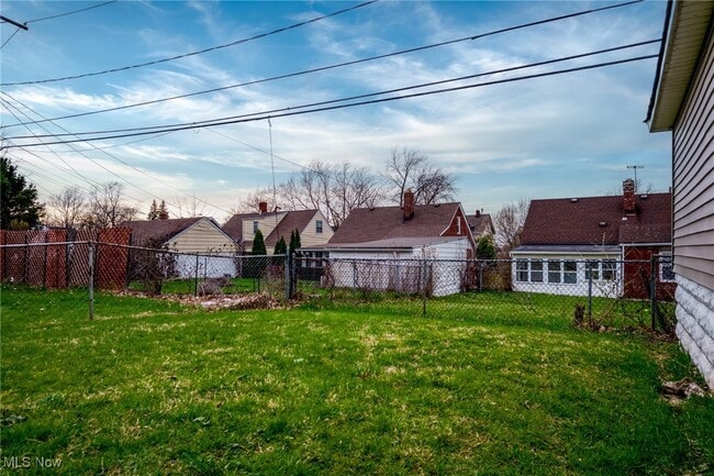 Building Photo - 10501 Park Heights Ave