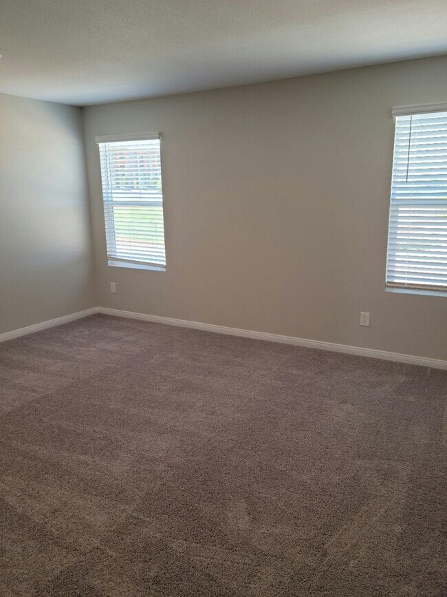 Building Photo - COMING SOON! NICE 4 BEDROOM HOME IN CENTENNIAL HILLS-NORTHWEST AREA!!!