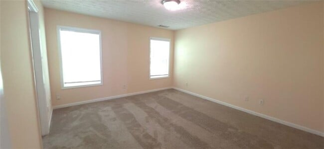 Building Photo - 465 Little Creek Rd SE