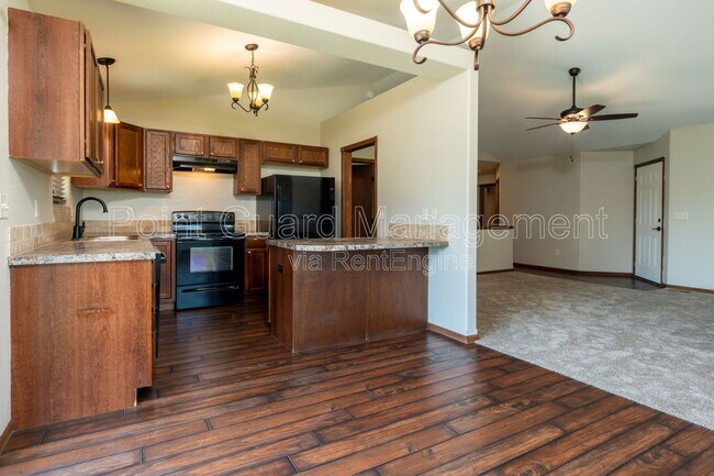 Building Photo - 711 Bristol Cir