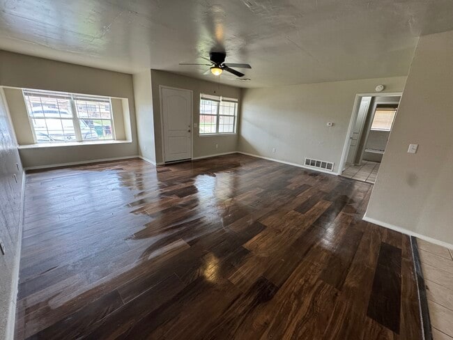 Building Photo - 5109 S Georgia Terrace