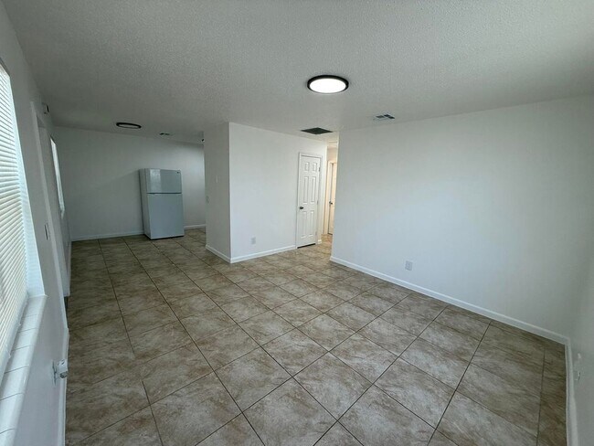 1130 N F St 1130 N F St Lake - 1130 N F St Lake Worth Beach Fl Building Photo 