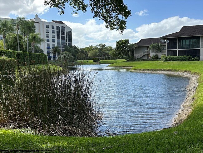Building Photo - 7616 Elm Ridge Dr