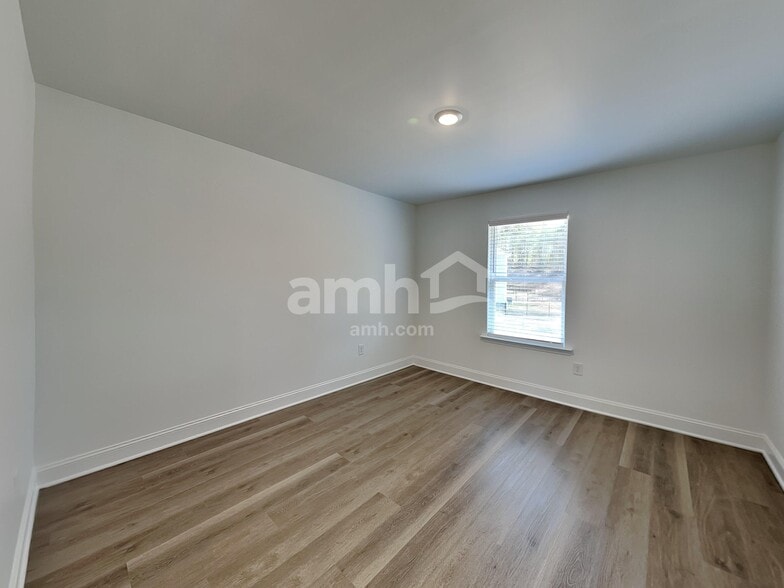 Building Photo - 955 Carnelian Ln