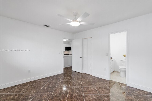 Building Photo - 11432 NW 87th Pl