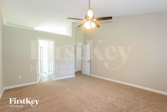 Building Photo - 1139 Otis Dr
