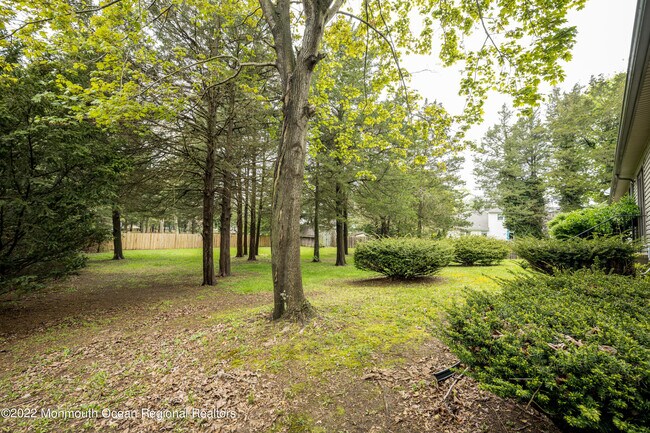 Building Photo - 620 Herbertsville Rd
