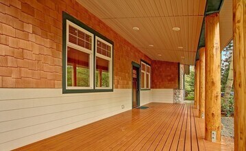 Building Photo - Everett Rambler for rent with RV parking -...