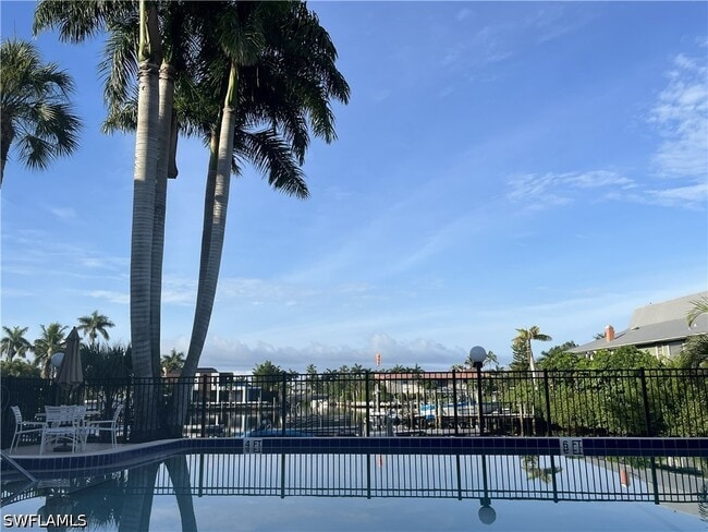 Building Photo - 1666 Osprey Ave