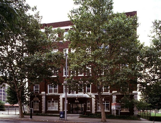 Building Photo - Lofts 881
