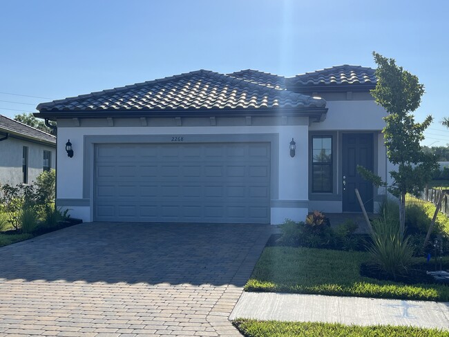 Building Photo - 2268 Yellowfin Cir