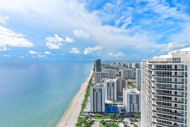 Building Photo - 1830 S Ocean Dr