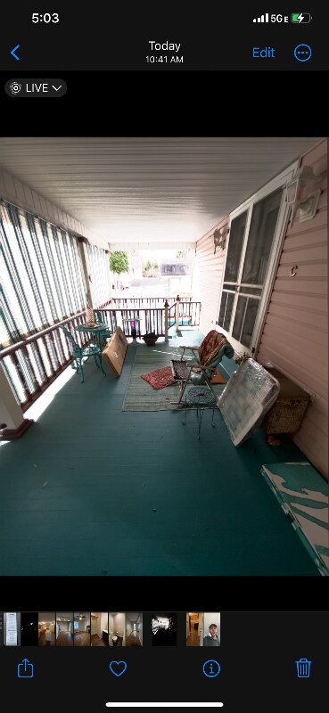 Building Photo - 305 E Main St