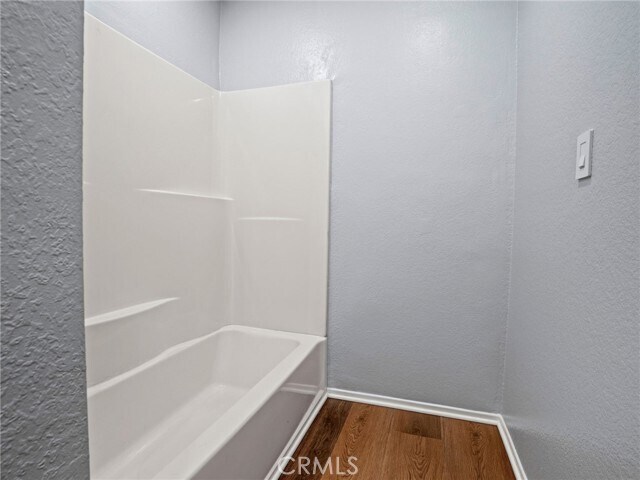 Building Photo - 14405 Cerise Ave