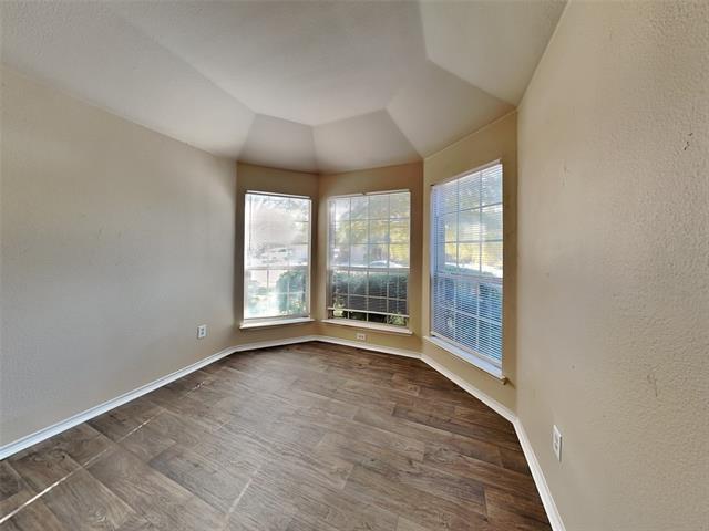 Building Photo - 1114 Bexar Ave