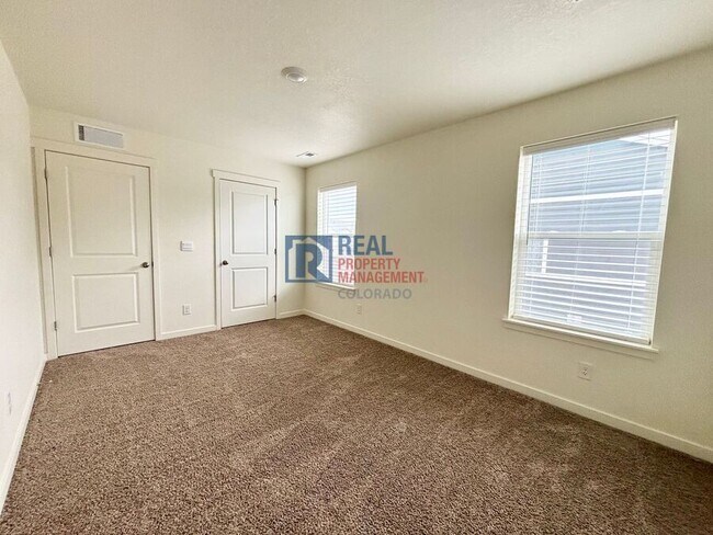Building Photo - 8589 E 133rd Dr