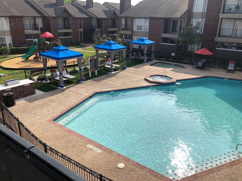 Parque at Bellaire - 7000 Cook Rd Houston TX 77072 | Apartment Finder