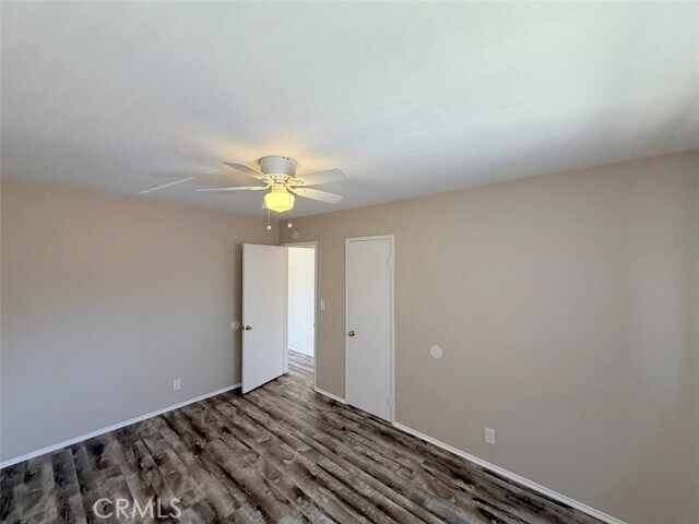 Building Photo - 537 W Crescent Dr