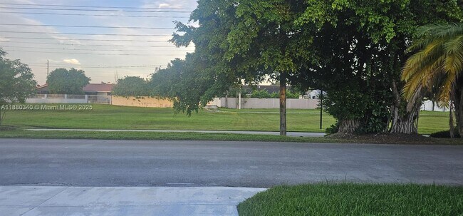 Building Photo - 41 NW 136th Ct