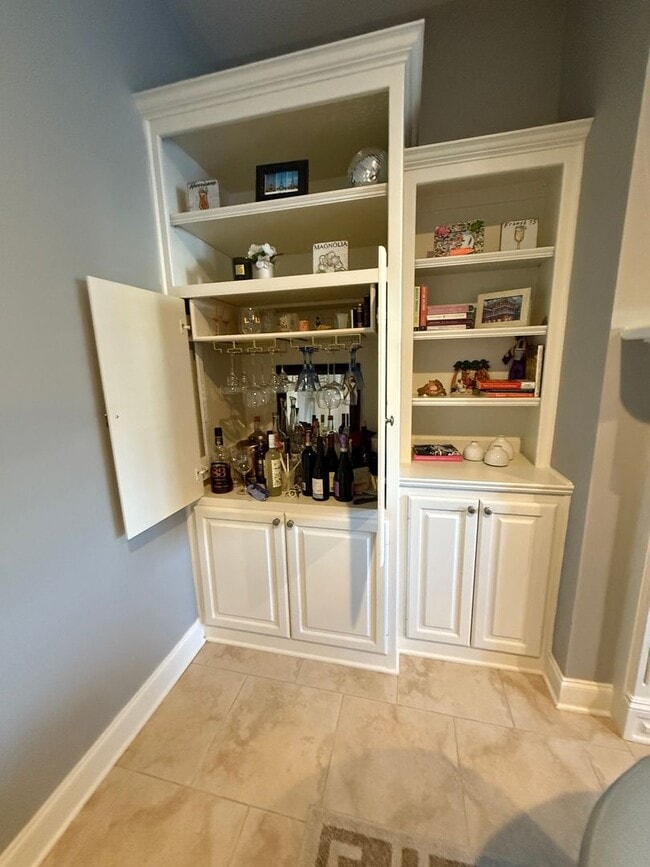 Building Photo - Must see this Beautifull home located off Staring in Santa Rosa Subdivision