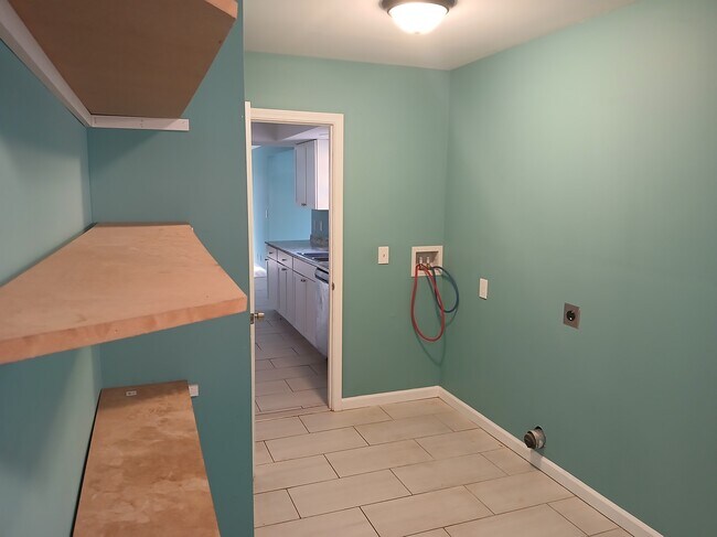 Building Photo - 2655 Whisper Trail