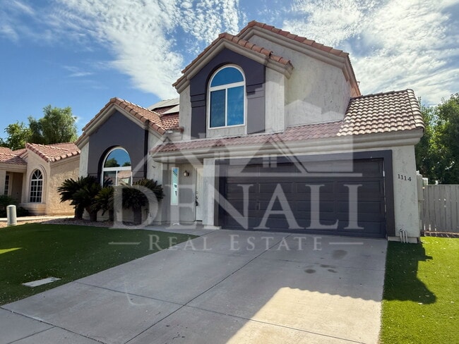 Building Photo - 1114 S Surfside Dr